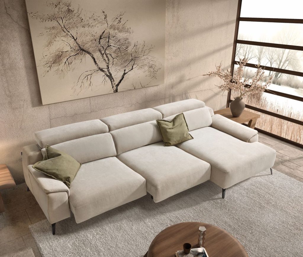 Padua-02-Velvety-7-1-1024×867 salón con sofá